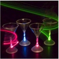 Pahar martini luminos cu LED-uri
